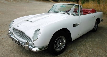 Un Aston Martin DB5 Convertible, a subasta en septiembre