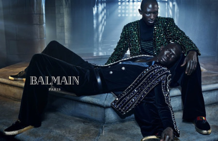 En su última campaña Balmain explora los lazos existentes entre hermanos