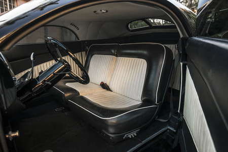 Lincoln Zephyr Scrape interior