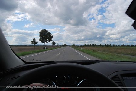 Alguien que no sabe conducir Perderse por una carretera