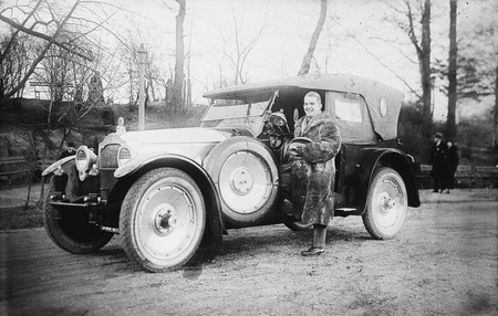 Coche antiguo años 30
