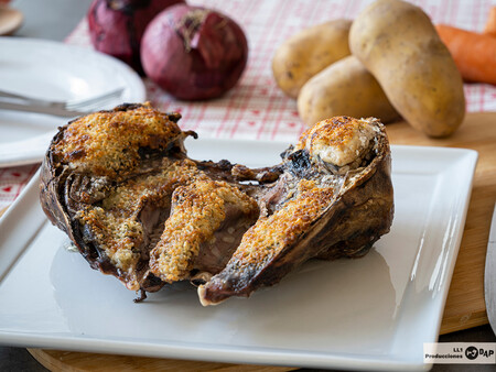 Receta de cabezas de cordero al horno, un receta de casquería asada