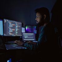 A los desarrolladores que más utilizan la IA les está ocurriendo algo preocupante: la "psicosis" de la IA