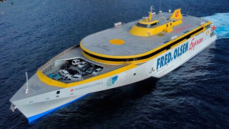 Fred.Olsen Express