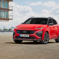 Hyundai Kona 2021, el SUV compacto se actualiza con discretas mejoras y estrenando la versión N Line