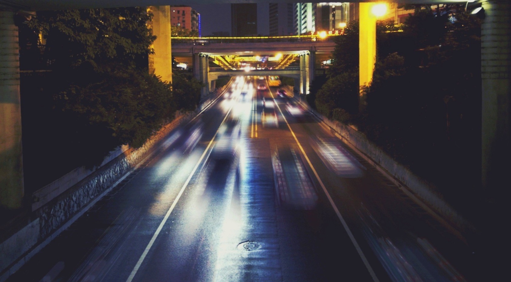 Guerra de estándares para el coche conectado: EEUU y China ya apuestan por el 5G mientras Europa sigue debatiendo sobre el Wi-Fi