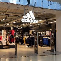 Adidas rebaja las zapatillas más cómodas para caminar mucho por la ciudad sin dolor de pies