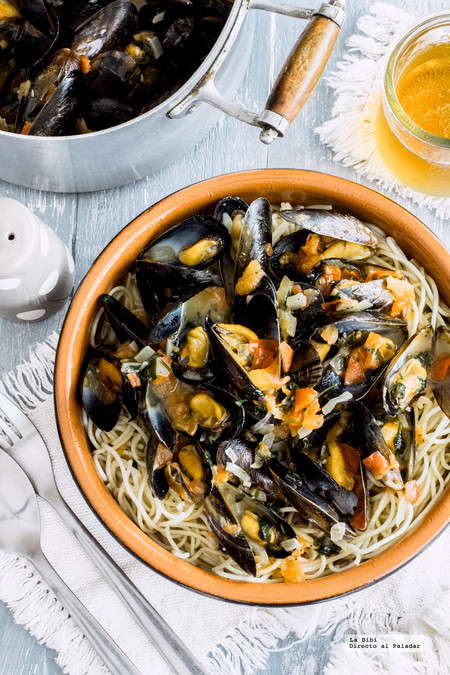 Mejillones a la marinara con espagueti. Receta para Semana Santa