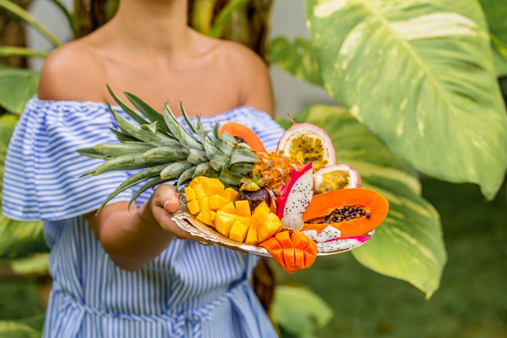 Primark me ha creado una necesidad con esta vajilla tropical que es pura fantasía: es el menaje más molón que vas a encontrar 