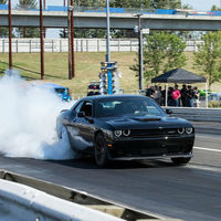 Video: Ford Mustang Shelby GT500 de hace 10 años vs. Dodge Challenger Hellcat. ¿Quién crees que gane?