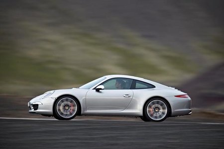 El tiempo del Porsche 911 en Nürburgring Nordschleife es...