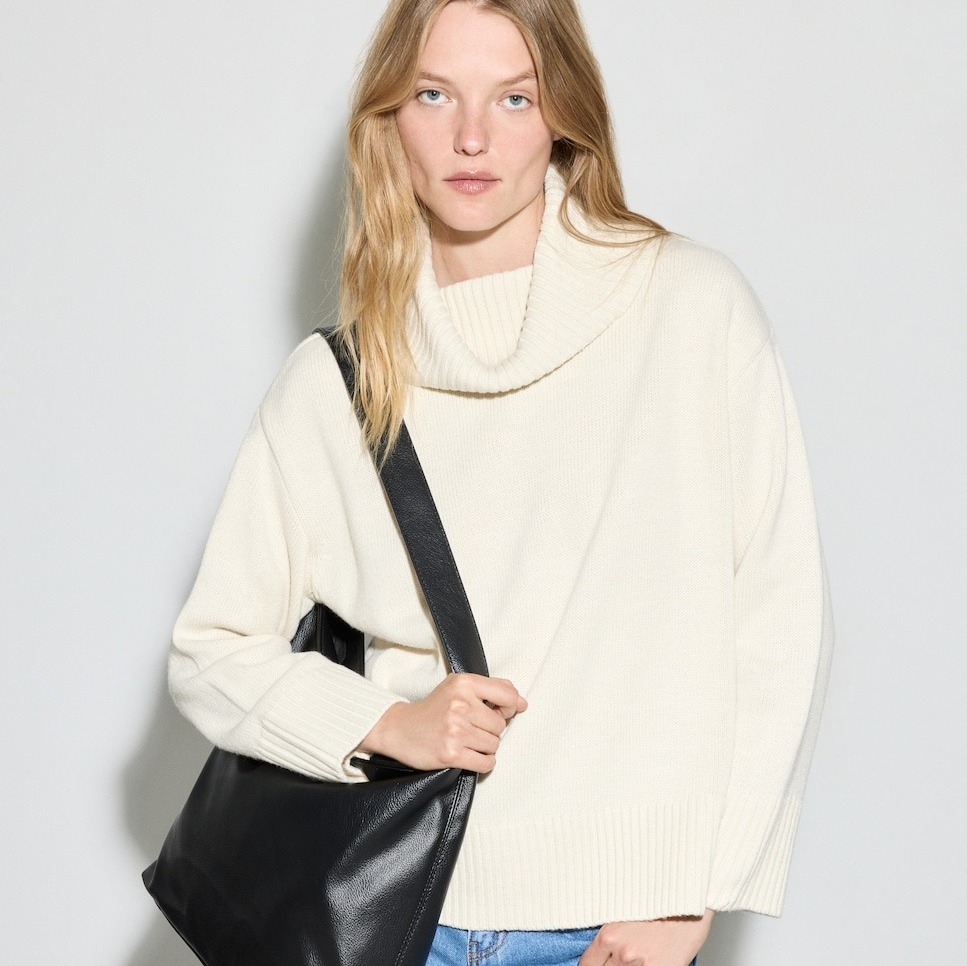 Woman El Corte Inglés - Jersey de mujer de punto grueso y cuello cisne.