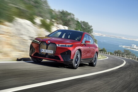 El BMW iX ya tiene precio en México: el SUV más avanzado de BMW es eléctrico y supertecnológico
