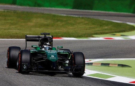 Kamui Kobayashi podría competir en Singapur si Roberto Merhi no tiene el OK