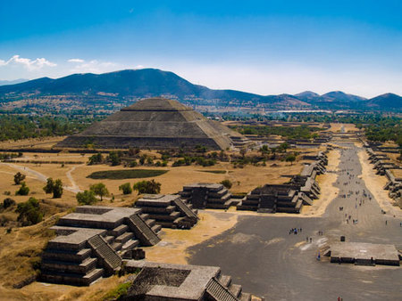 12 de Octubre: Paseo por América (I)