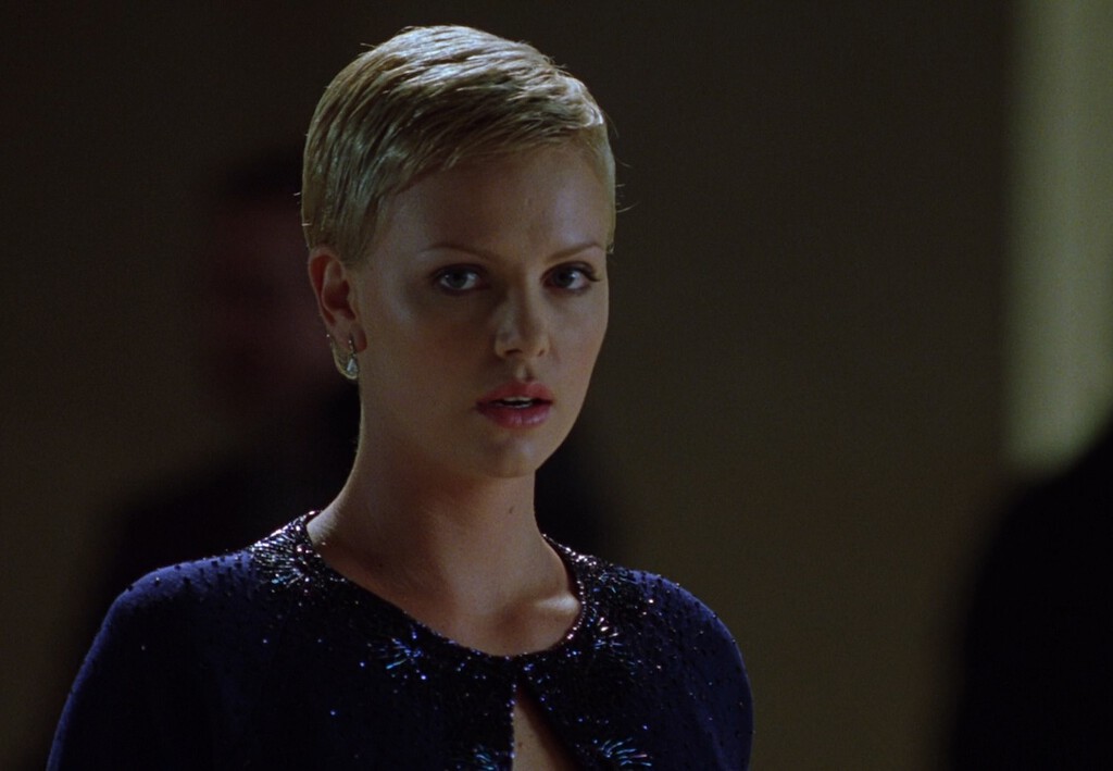 Uno de los mayores fracasos de Johnny Depp y Charlize Theron es esta mezcla de ciencia ficción y suspense que tienes en Max