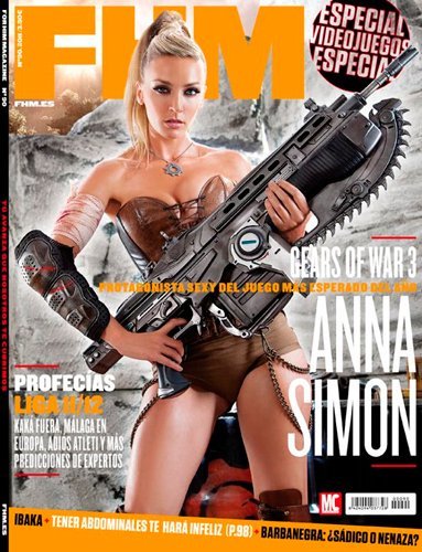 Anna Simón carga bien todas sus armas en FHM, ¡cuerpo a tierra!