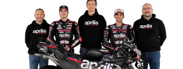 "Menos mal que tenemos a Piaggio". Aprilia vuelve a ser la única marca que no ha conseguido un patrocinador en MotoGP, y están muy enfadados 