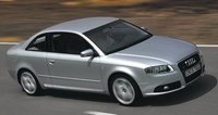 Audi A4 o RS4 coupé, ¿cómo serían?
