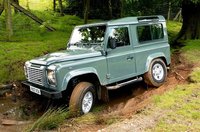 Destrucción de un Land Rover Defender para "dar ejemplo" en EEUU