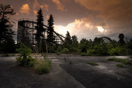 ‘Abandoned: Hauntingly Beautiful Deserted Theme Parks’ de Seph Lawless, los parques de atracciones también pueden dar miedo