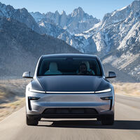 Elon Musk metió en un cajón el Tesla de 20.000 euros pero necesita recuperar ventas, así que están preparando un SUV más barato que el Model Y