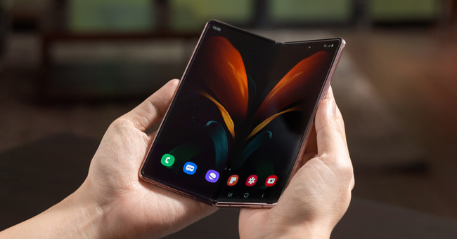 Galaxy Z Fold 2 04