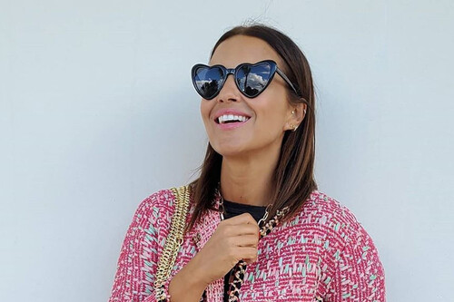 La sudadera de Bershka que Paula Echevarria hizo viral en Instagram está agotada pero hemos fichado 5 clones igual de ideales