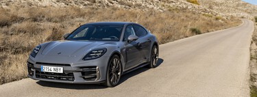 Probamos el Porsche Panamera más bestia: un motor V8, casi 800 CV y tanta tecnología que te hacen mirar con otros ojos a los coches híbridos