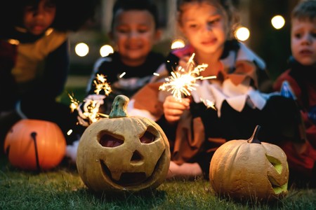 Niños a los que Halloween les da miedo: cuando la noche de terror no divierte ni un poco