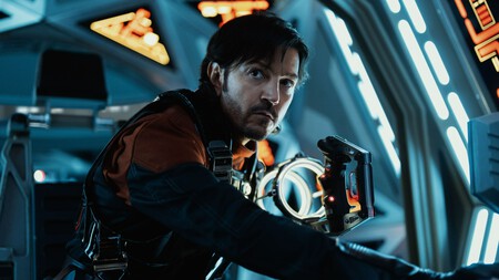 Andor 2025 Diego Luna