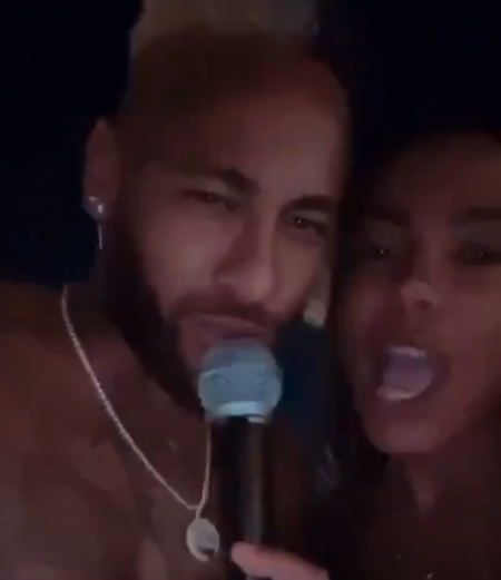 Neymar y Anitta: separarse un poquito, que como vea este vídeo Fernando Simón le da un parraque
