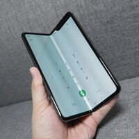 Un adolescente de 17 años logró crear su propio smartphone plegable funcional: su secreto fue usar una impresora 3D y teléfonos viejos 