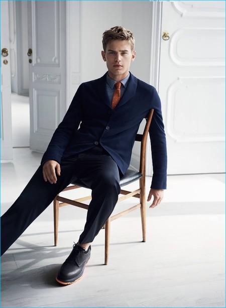 No encontrarás nada más sofisticado que la colección Crucero 2017 de Emporio Armani