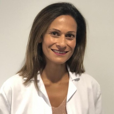 Marina González, ginecóloga: "El chocolate negro, el salmón, las verduras y los frutos secos cuidan la fertilidad"