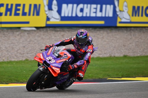 Jorge Martín se queda la pole, las Aprilia satélites vuelan y Stefan Bradl arruina el Gran Premio de Marc Márquez 