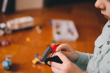 Jugar con Legos puede hacer que tus hijos tengan éxito en un futuro, según un reciente estudio