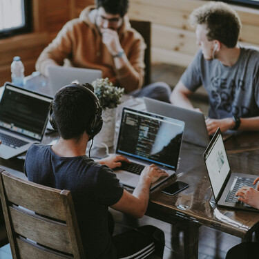 Mientras España triunfa consolidando las startups locales, en Estados Unidos las empresas medianas comienzan a tambalearse