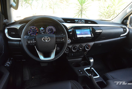 Toyota Hilux Diesel 6