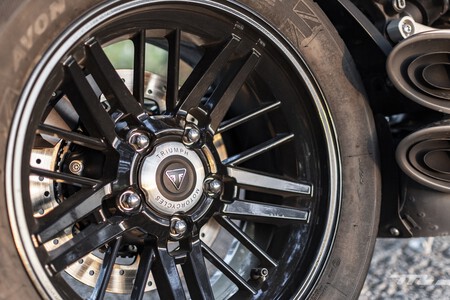 Triumph Rocket 3 R 2023 Prueba 019