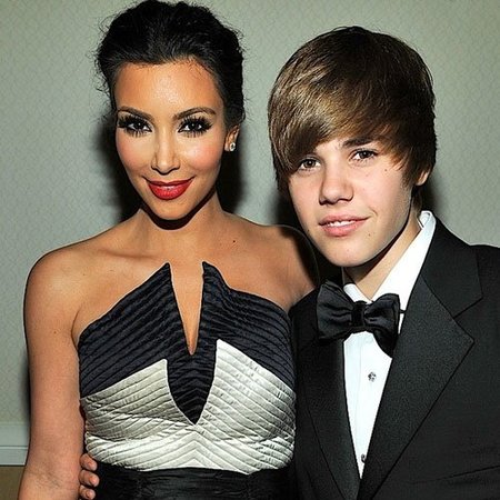 A las fans de Justin Bieber se les pira la pinza y amenazan de muerte a Kim Kardashian 