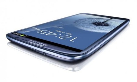 Samsung lanzará un Galaxy S4 más robusto y resistente al agua, según WSJ