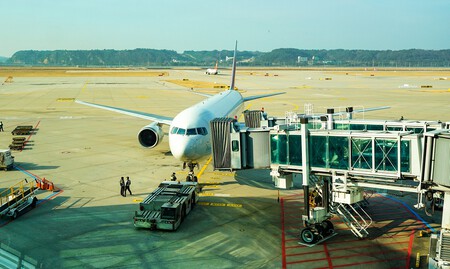 AVIÓN2