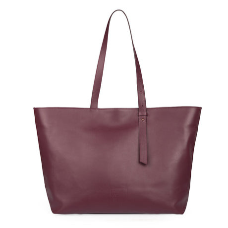 Leandra
Bolso de hombro de piel en color burdeos