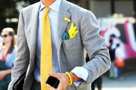 Éstas combinaciones demuestran que el combo amarillo y gris de Pantone funcionan a la perfección este invierno