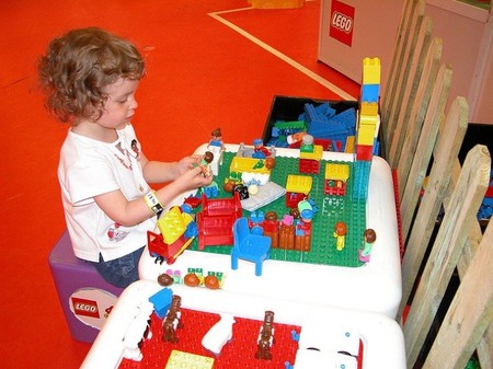 LEGO inaugura la primera ludoteca permanente en España en el Centro Comercial H2O de Rivas Vaciamadrid