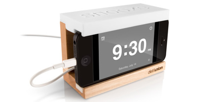 Snooze, base para convertir tu iPhone en reloj de mesa