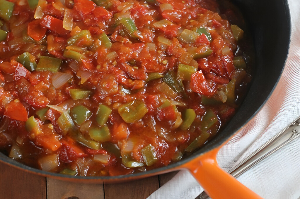 Pisto de pimientos y tomates, la receta de mi abuela