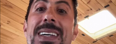 Franc tiene 38 años y lleva siete viviendo en un camión: "No pago alquiler ni luz y apenas pago agua" 