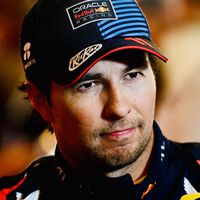 Sergio Pérez está fuera de Red Bull, pero ahora tiene que elegir entre dos opciones para seguir su carrera en la F1 